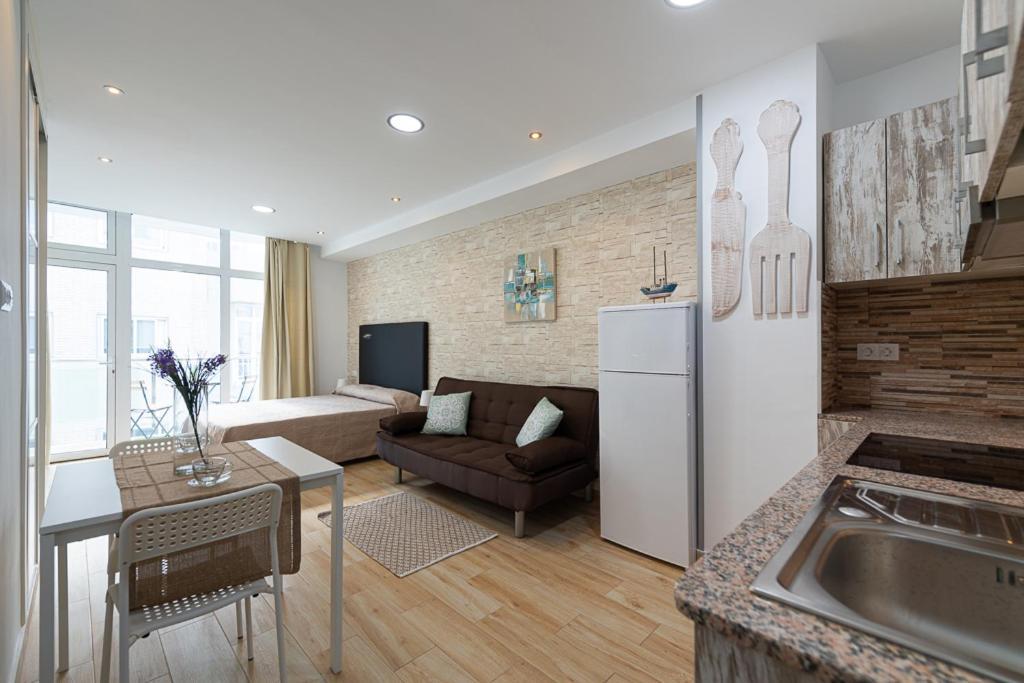 Estudio Westerling Las Canteras Лас-Пальмас-де-Гран-Канария Экстерьер фото